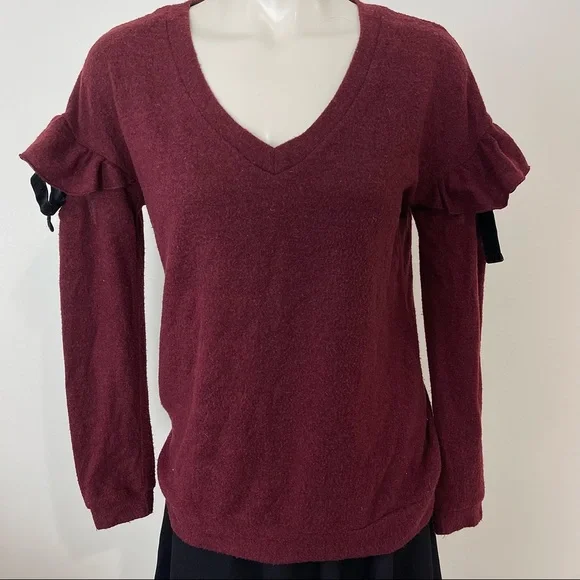 ALMOST FAMOUS 2 SWEATERS |set of 2 v-neck open arm fancy shoulder tie CR… - Picture 10 of 16